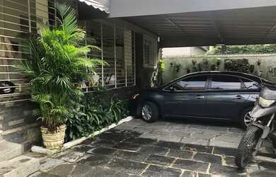 Imagem 6: Casa para venda possui 300 metros quadrados com 6 quartos em Casa Forte