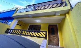 Imagem 6: Sobrado em local de alta movimentação