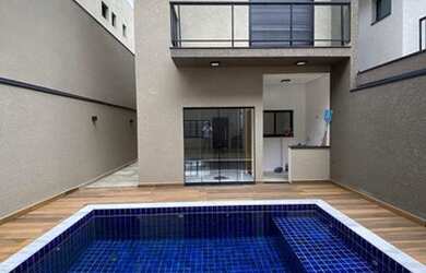 Imagem 2: Casa para Locação em Cajamar, Portais (Polvilho), 3 dormitórios, 3 suítes, 4 banheiros, 2