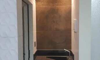 Imagem 4: Casa para venda possui 244 metros quadrados com 5 quartos