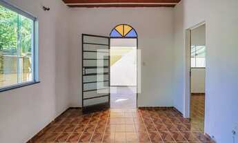 Imagem 2: Casa para Aluguel - Sagrada Família, 3 Quartos, 100 m2