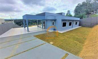 Imagem 7: Maravilhosa casa térrea com piscina à venda!