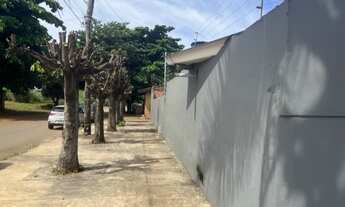 Imagem 4: Casa para venda , REFORMADA E DESOCUPADA COM 03 QUARTOS no Bairro JARDIM GUANABARA, GOIÂNI