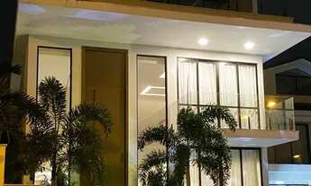 Imagem 2: Casa de condomínio para venda tem 815 metros quadrados com 6 quartos