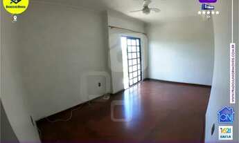 Imagem 6: Centro Belford em frente ao Banco do Brasil - Apartamento espaçoso com 2 Quartos e Garagem