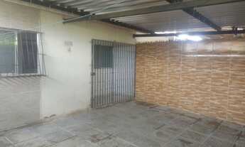 Imagem 2: Casa frontal Casa com 3 dormitórios