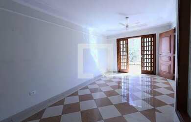 Imagem 2: Casa à Venda - Água Fria, 4 Quartos, 315 m2