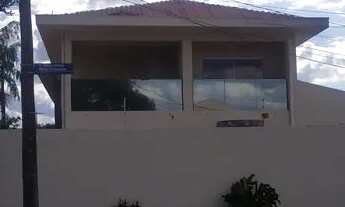 Imagem: LOCALIZAÇÃO ESTRATÉGICA, RUA TRANQUILA