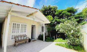 Imagem: Casa de 2 quartos para alugar no bairro