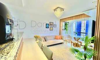 Imagem 4: Apto semi mobiliado em Candelária no Edifício Cozumel, 2/4 sendo 1 suíte. Oportunidade