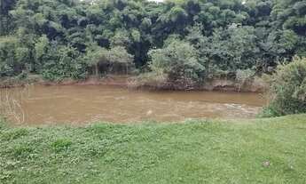 Imagem 4: Maravilhoso Sítio com área de 5.950 m², excelente área construída, muito bem planejadas pr