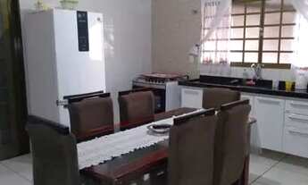 Imagem 6: Casa em Guapiaçu