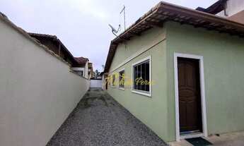 Imagem 3: Ótima casa linear com quintal, próximo da rodovia e da lagoa do iriri com 2 quartos à vend