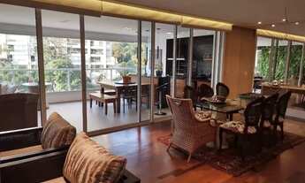 Imagem 2: Lindo Apartamento para venda com 180 metros quadrados com 4 quartos 3 suites