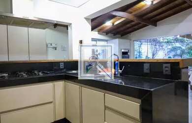 Imagem 4: Casa para aluguel possui 310 metros quadrados com 5 quartos em Buritis - Belo Horizonte