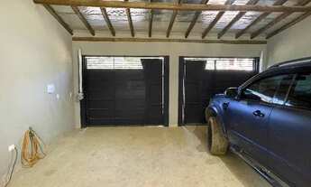 Imagem 3: Garagem fechada em Paraty...3 carros, quarto e varanda e terreno 650m2 para construir