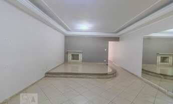 Imagem: Casa à Venda - Vila Metalúrgica, 3 Quartos