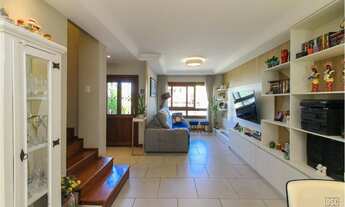 Imagem 7: PORTO ALEGRE - Casa Padrão - Hípica