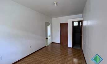 Imagem 2: Sobrado para venda tem 109 metros quadrados com 5 quartos em Barreiros - São José - SC