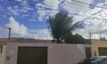 Imagem: Casa na Aruana ( horto do carvalho