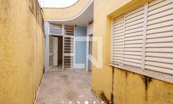 Imagem 7: Casa para aluguel tem 330 metros quadrados com 3 quartos em Jardim Maria Augusta - Taubaté