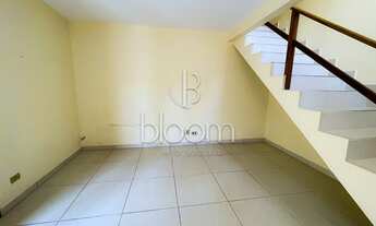 Imagem 3: SOBRADO com 3 dormitórios à venda com 105.37m² por R$ 390.000,00 no bairro Bacacheri - CUR