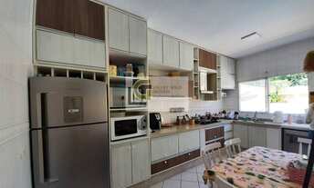 Imagem 2: Casa de condomínio sobrado para aluguel tem 170 metros quadrados com 3 quartos