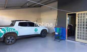 Imagem 2: Casa para alugar, 3 quartos, 1 suíte, 3 vagas, Santa Mônica - Uberlândia/MG - R$ 1.700,00