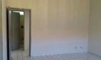 Imagem 2: Aluga-se apartamento amplo e bem localizado