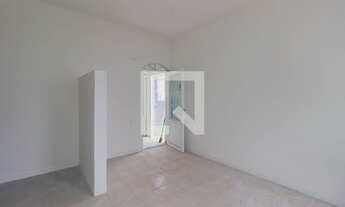 Imagem 3: Casa para Aluguel - Jardim Éster Yolanda, 1 Quarto, 25 m2