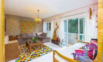 Imagem 6: Casa de condomínio para venda possui 238 metros quadrados com 3 quartos