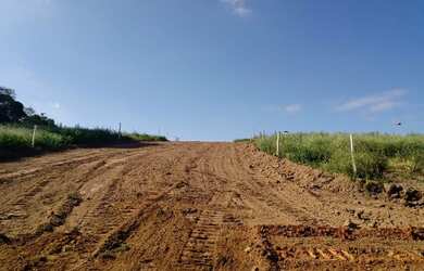 Imagem 4: Terreno para venda com 600 metros quadrados em Jardim Lavapes das Graças - Cotia - SP