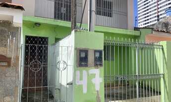 Imagem: Alugo uma casa de primeiro andar