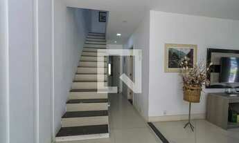 Imagem 5: Casa à Venda - Brás de Pina, 3 Quartos, 300 m2