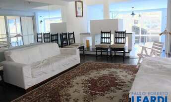 Imagem: SOBRADO - PANAMBY - SP