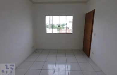 Imagem 2: Casa Residencial com 3 quartos para alugar por R$ 1300.00, 10.00 m2 - JARDIM MENEGAZZO - A