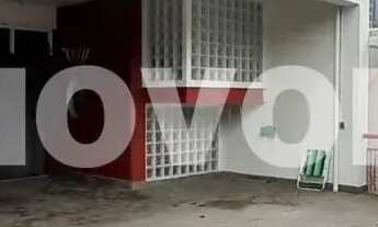 Imagem: Sobrado na Vila Ipojuca (Lapa) com sacadas