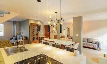 Imagem 3: Sobrado em condomínio à venda no Cachoeira ARYA1