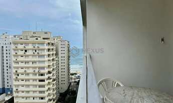 Imagem 3: Apartamento reformado com varanda, vista mar, uma quadra da Praia das Pitangueiras, Guaruj