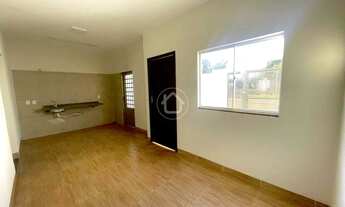 Imagem 3: CASA DE ESQUINA - 01 SUITE E 01 QUARTO