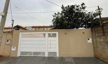 Imagem: Casa-condomínio no Bairro Jardim Centenário