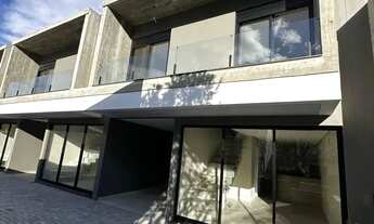 Imagem 3: Sobrados mobiliado 2 suítes a 200metros da Praia do Morrinhos- Garopaba/ SC