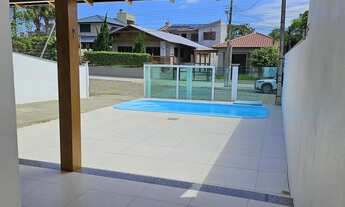 Imagem 2: Casa de 2 pisos , 4 dormitórios com Piscina Aluguel de temporada