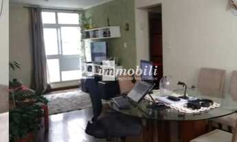 Imagem: Próximo ao metrô