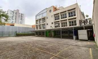 Imagem 2: Imóvel para aluguel e venda possui 3292 metros quadrados