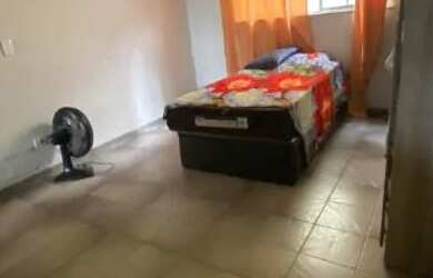 Imagem 3: Aluga-se kitnet Quarto com aluguel por R$680 /mês