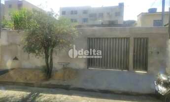 Imagem: Casa disponível para venda no bairro Daniel