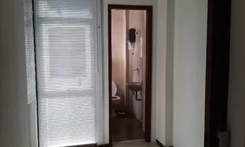 Imagem 2: Aluga-se sala comercial novíssima no Centro!