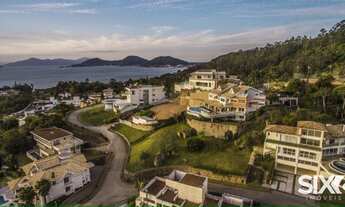 Imagem 3: Casa no Condomínio St. Barth com 7 dormitórios à venda no Cacupé em Florianópolis/SC