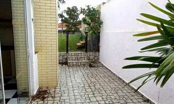 Imagem 3: Casa de condomínio para venda tem 72 metros quadrados com 3 quartos em Stella Maris - Alvo